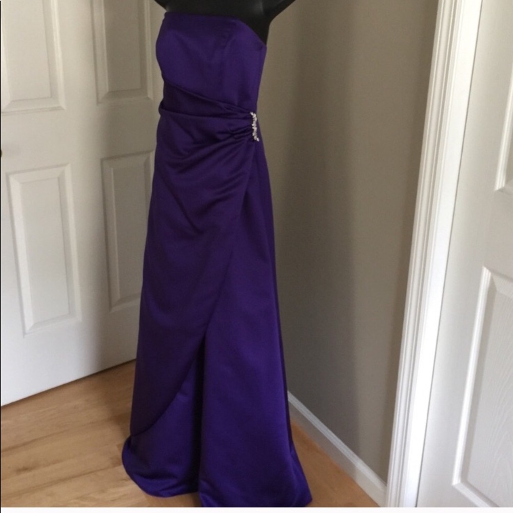 Purple prom or bridesmaid gown